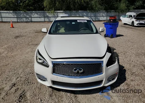 2015 Infiniti Q70 3.7 from USA, damaged, VIN JN1BY1AP8FM541868